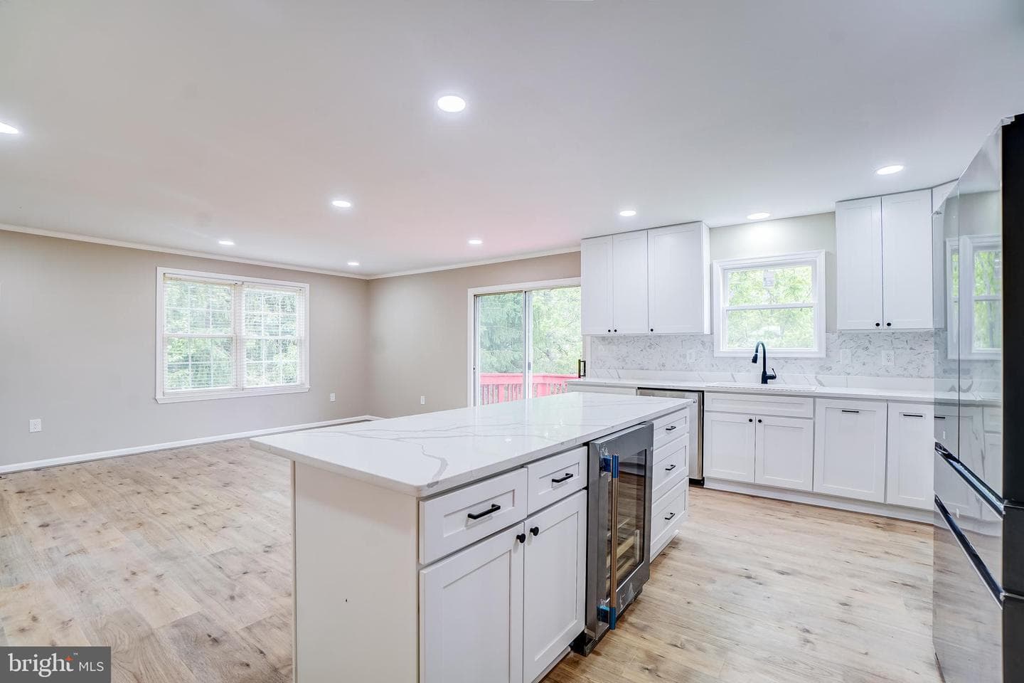 8813 Orchard Road photo 11