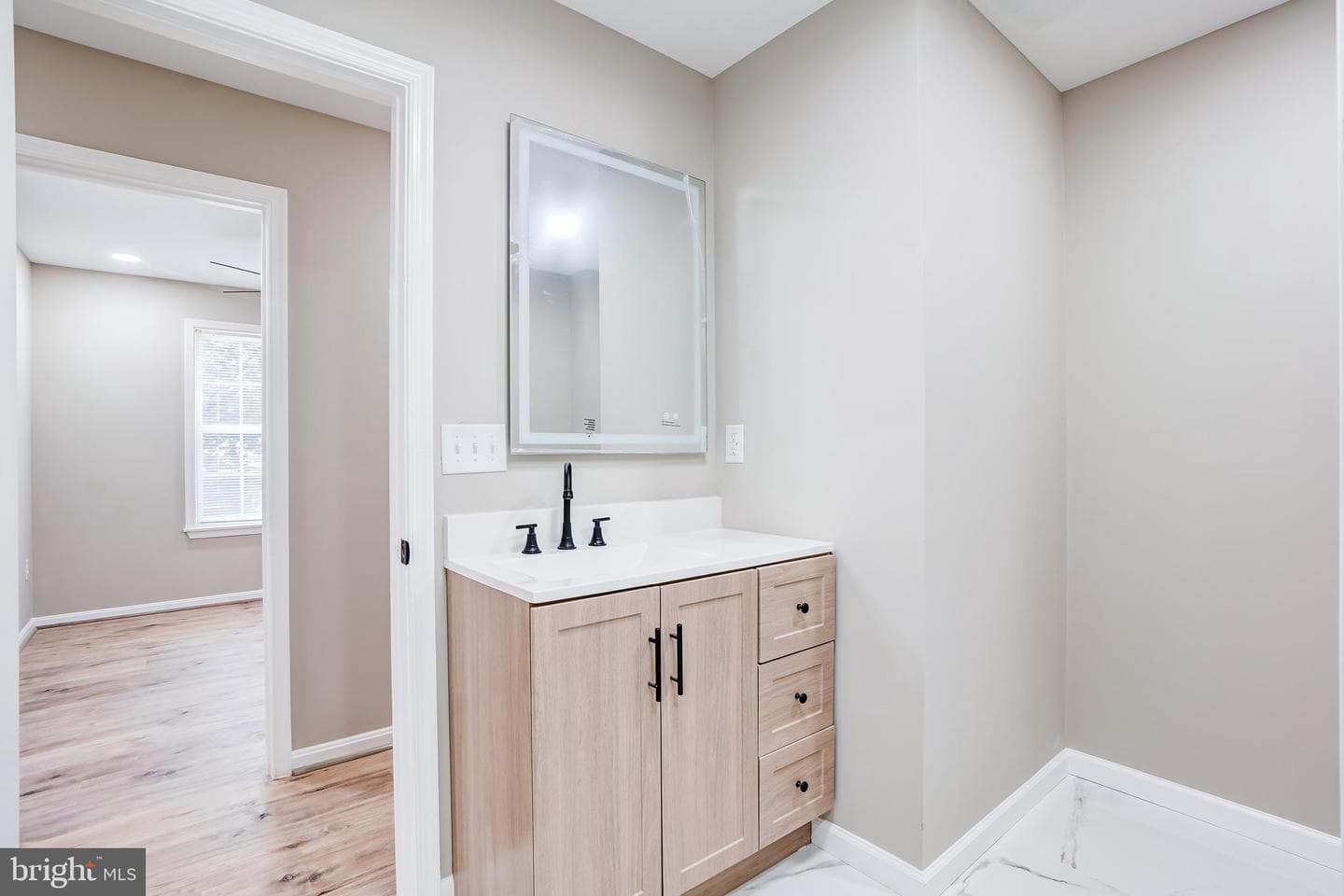 8813 Orchard Road photo 23