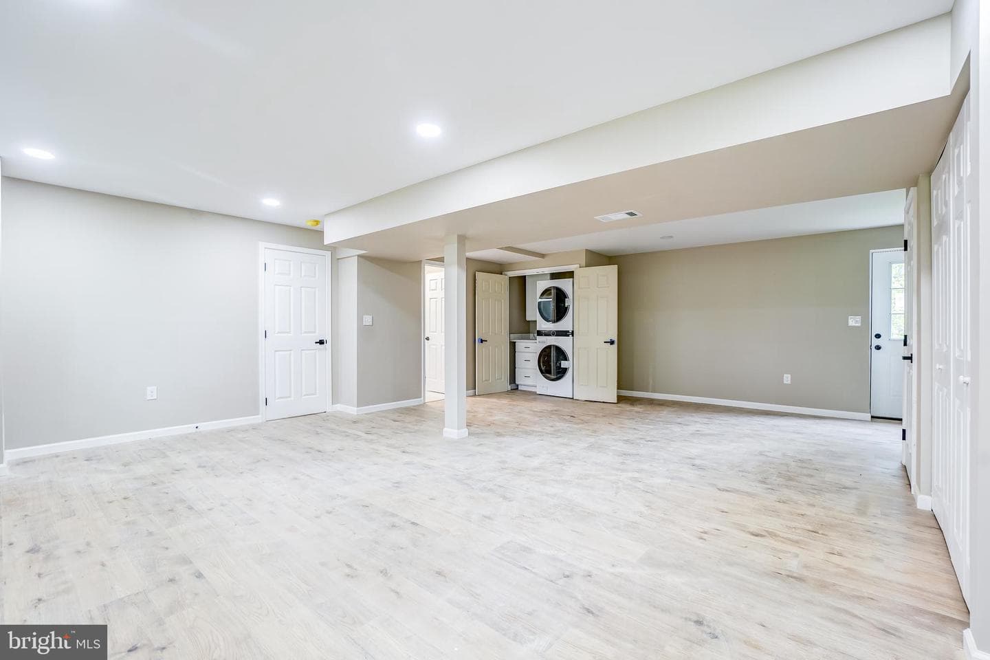 8813 Orchard Road photo 26