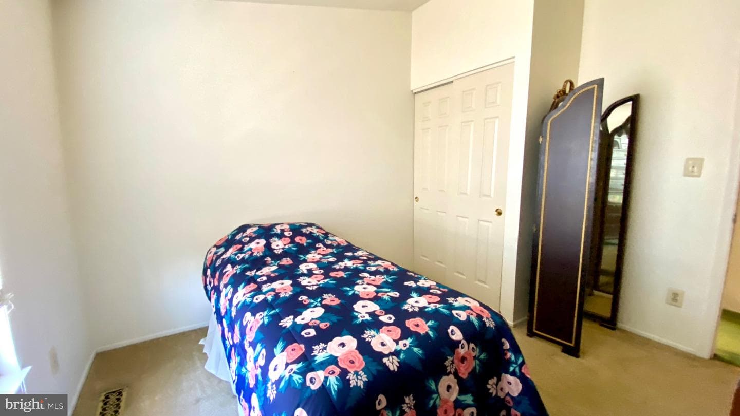 2 Spring Glen Court photo 14