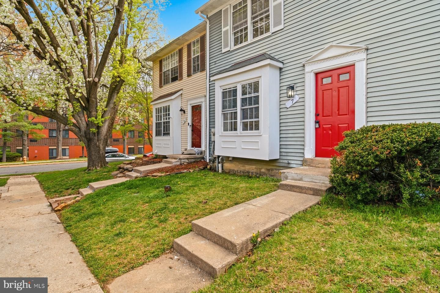 7 Prestwick Square photo 2