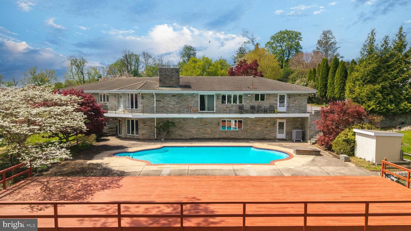 5 Lochview Court photo 5