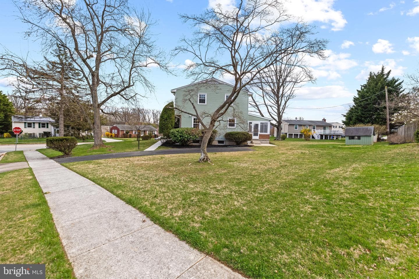 8620 Valleyfield Road photo 43
