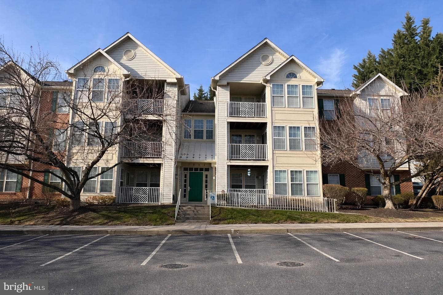 7903 Valley Manor Road #204 photo 2