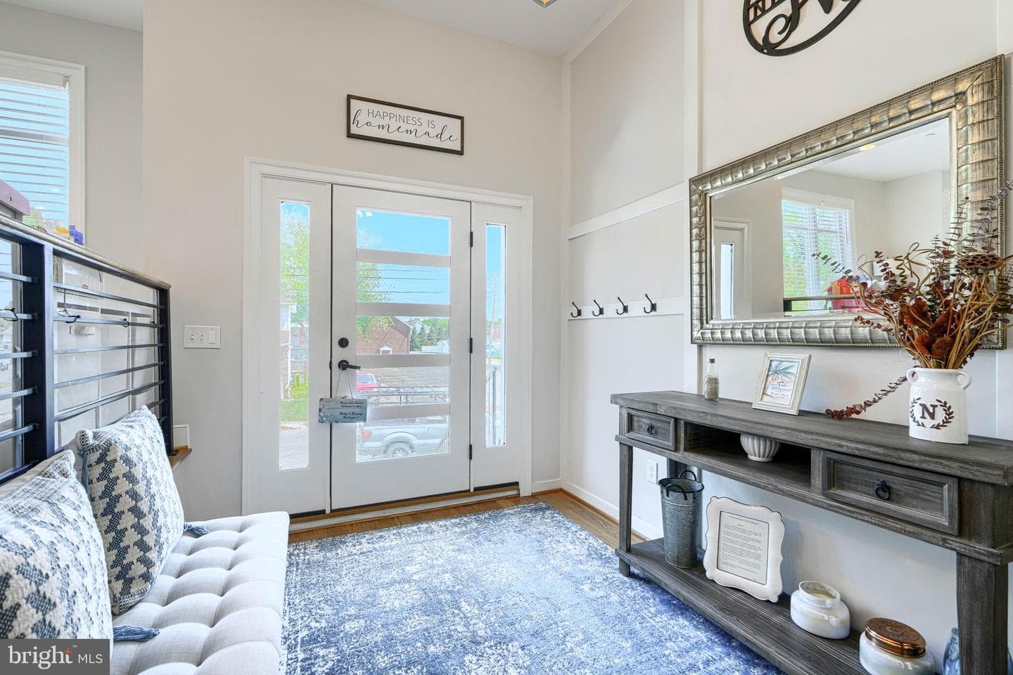 9128 Todd Avenue photo 4