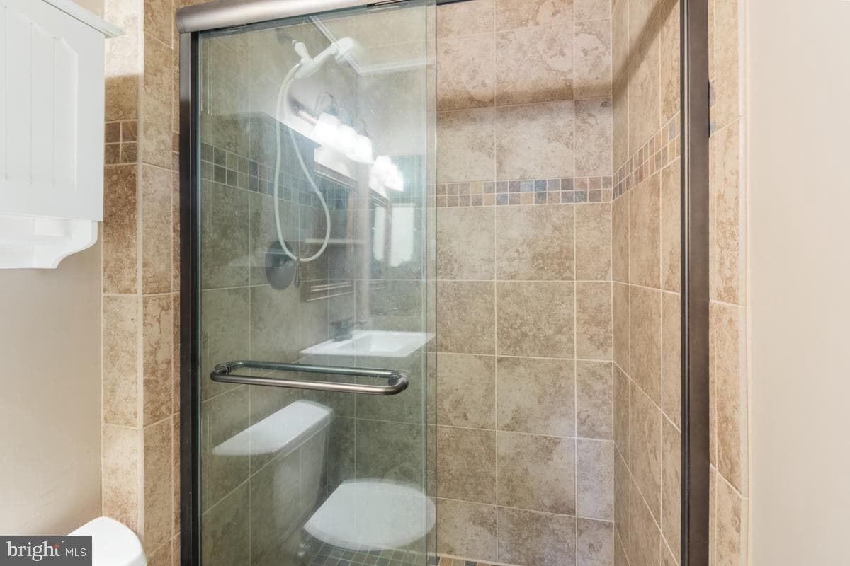 304 Townleigh Road photo 23