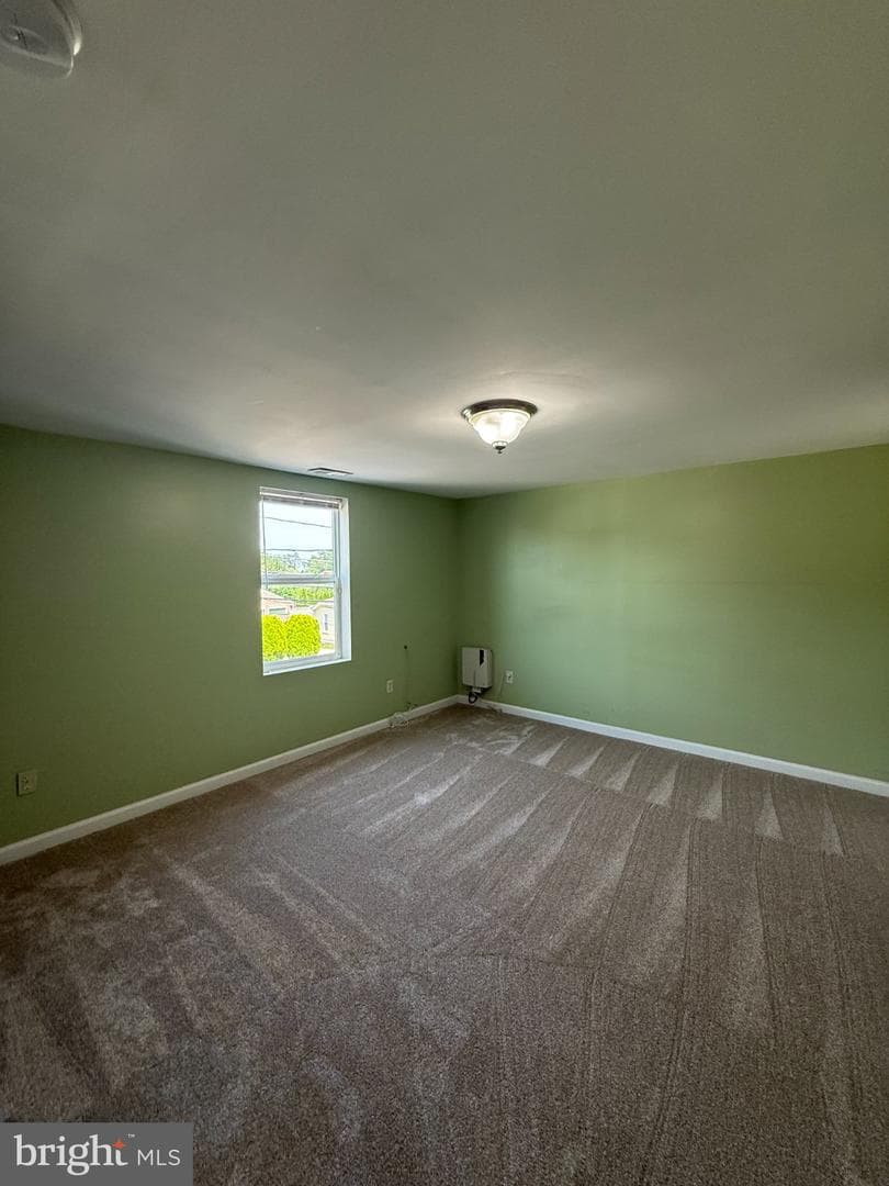 123 Winters Ln photo 13