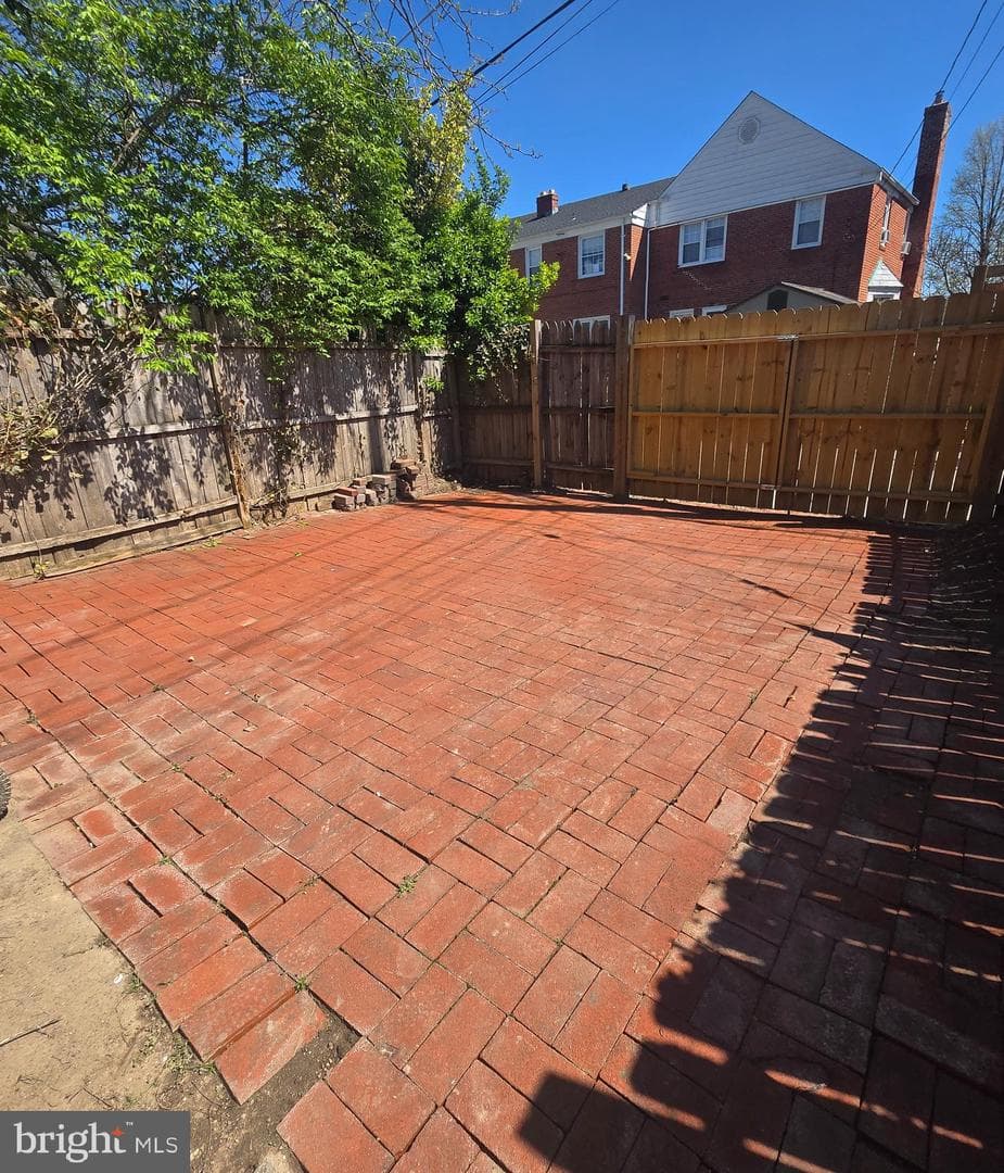 8131 Kirkwall Court photo 41
