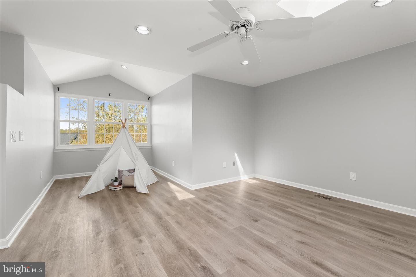 11936 Thurloe Drive photo 34