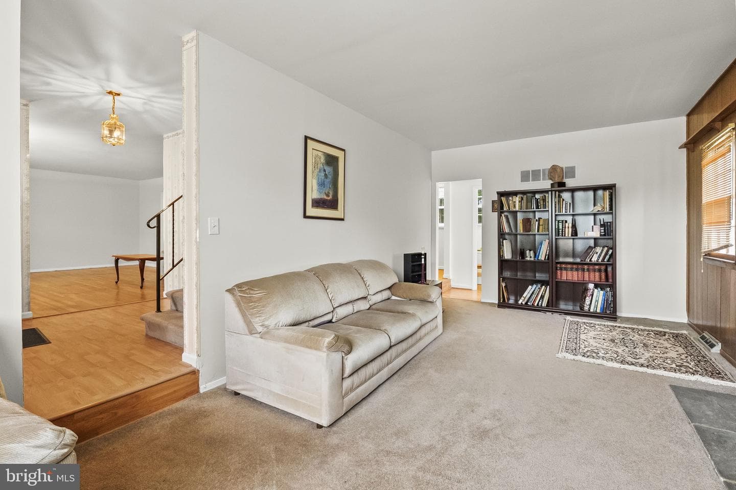 8337 Merryview Drive photo 10