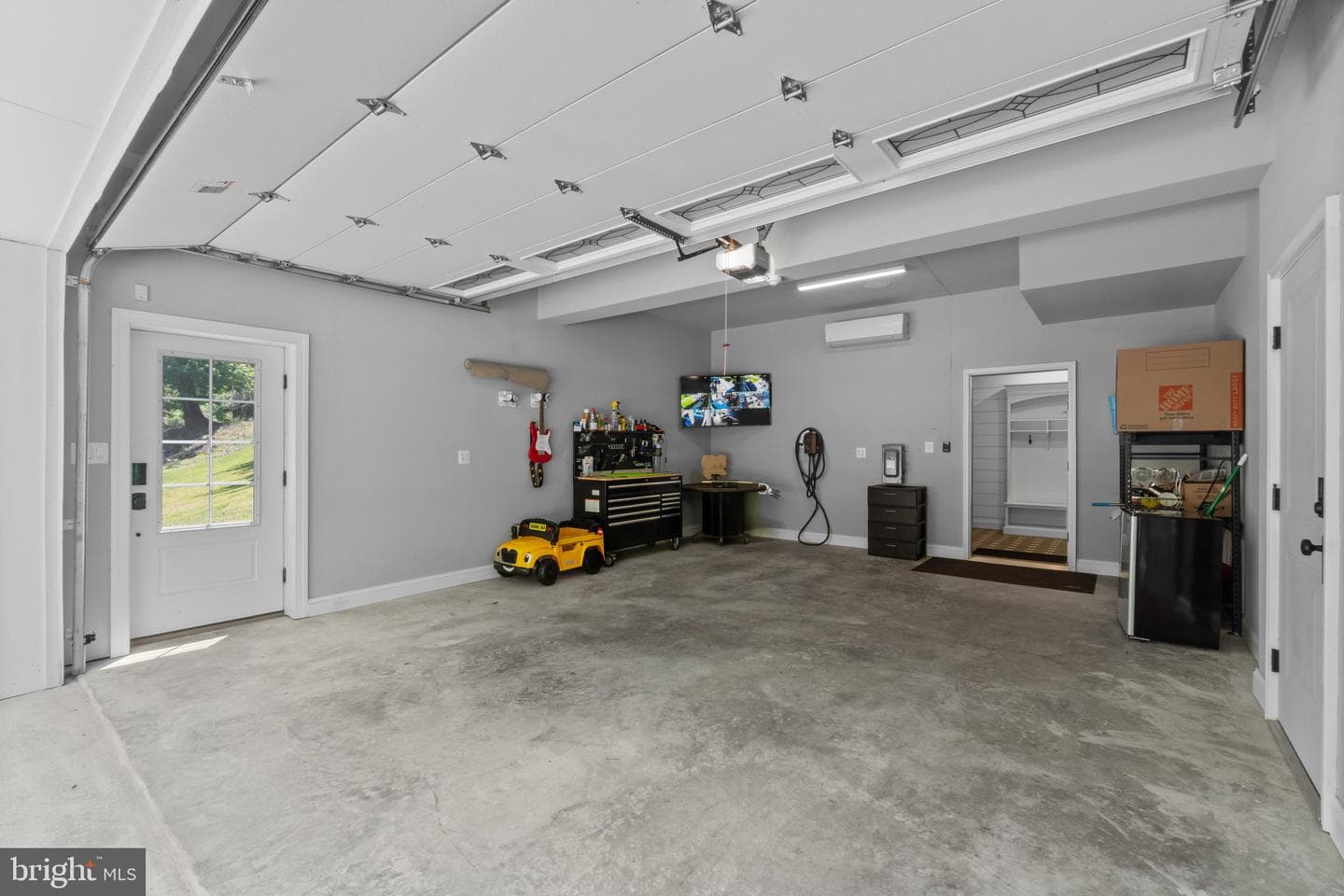 10907 Hollow Road photo 40