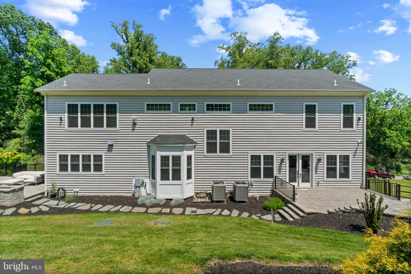 10907 Hollow Road photo 49