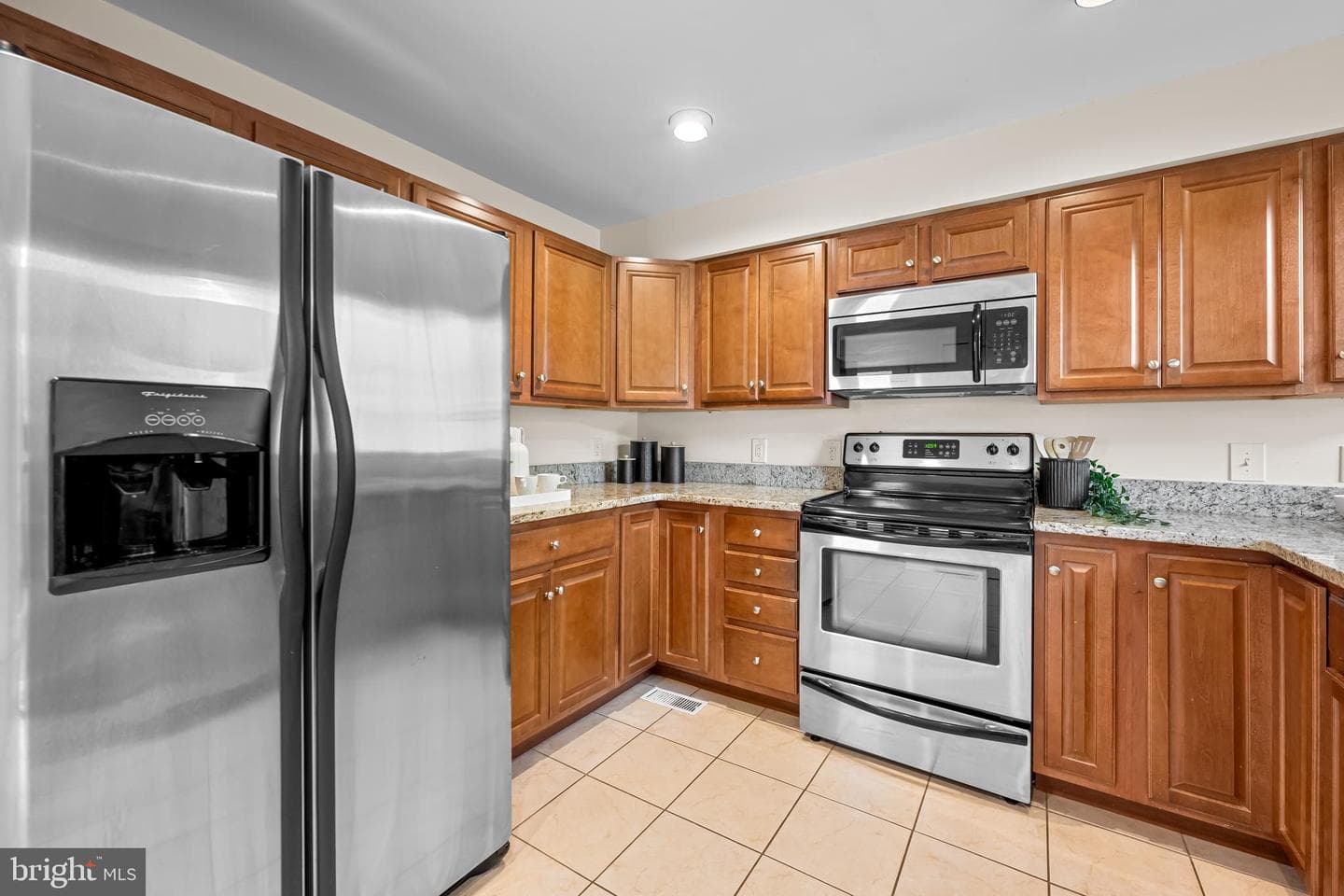 6045 Falls Road photo 6