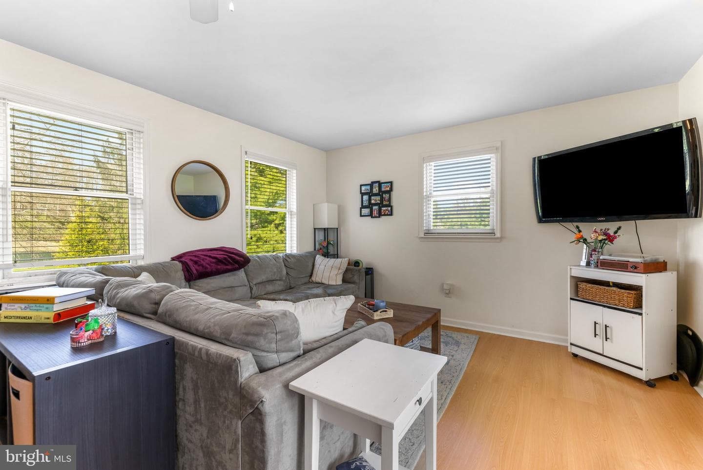 21310 W Liberty Road photo 57
