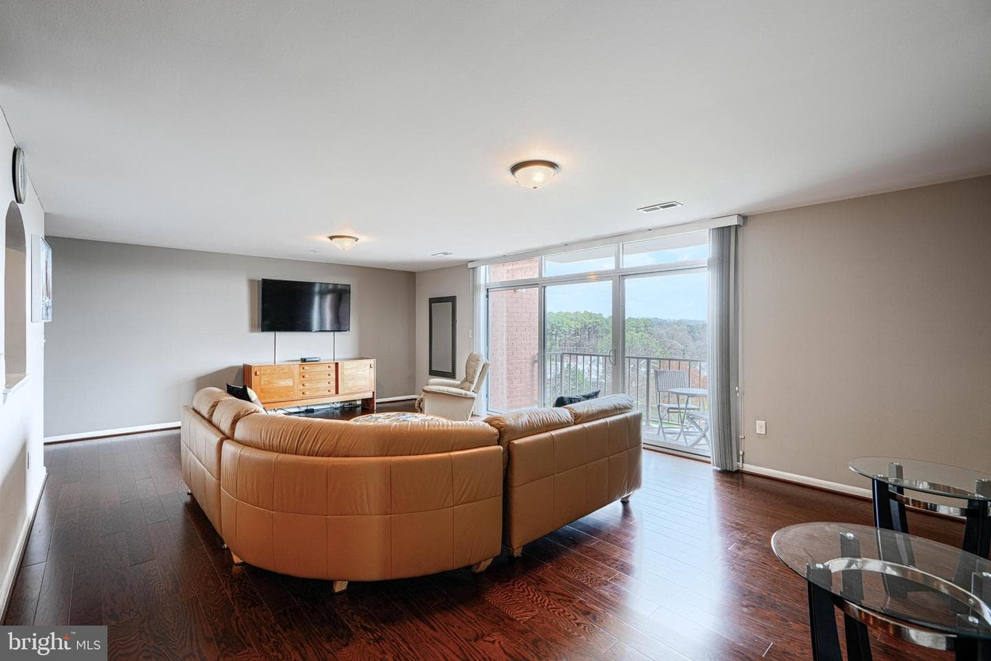 1 Smeton Place #1003 photo 9