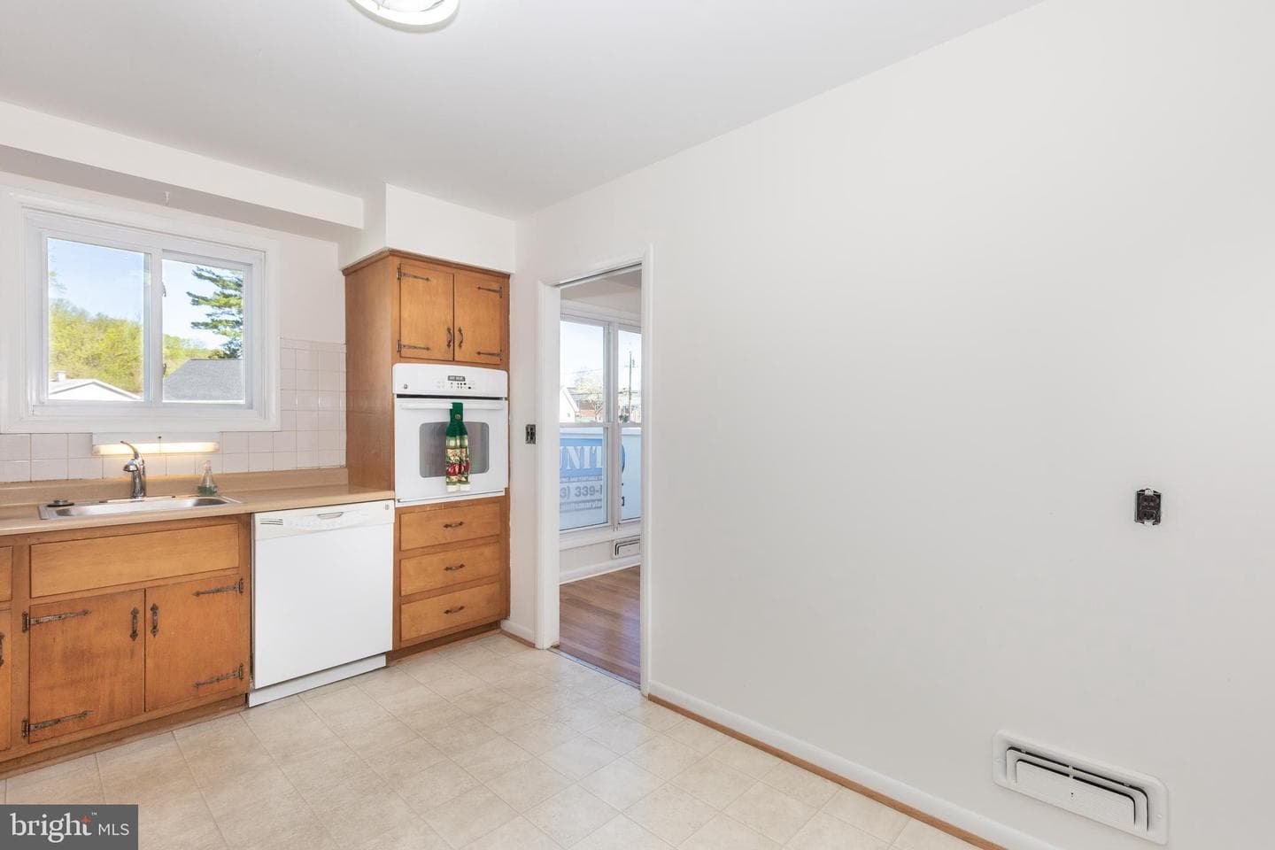 9201 Bengal Road photo 10