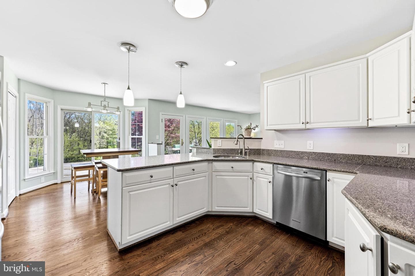 629 Coachmans Way photo 15