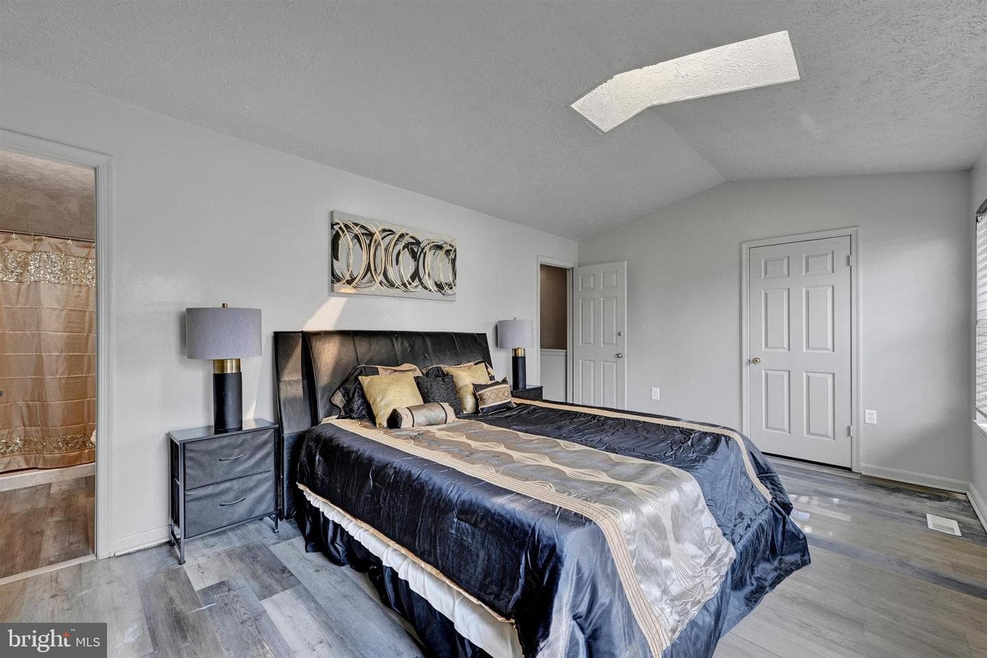 6681 Spring Mill Circle photo 14