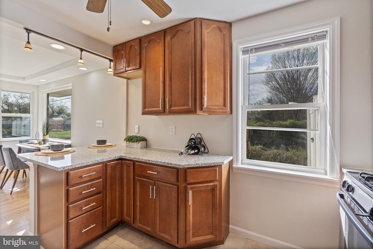 700 Greenwood Road photo 10