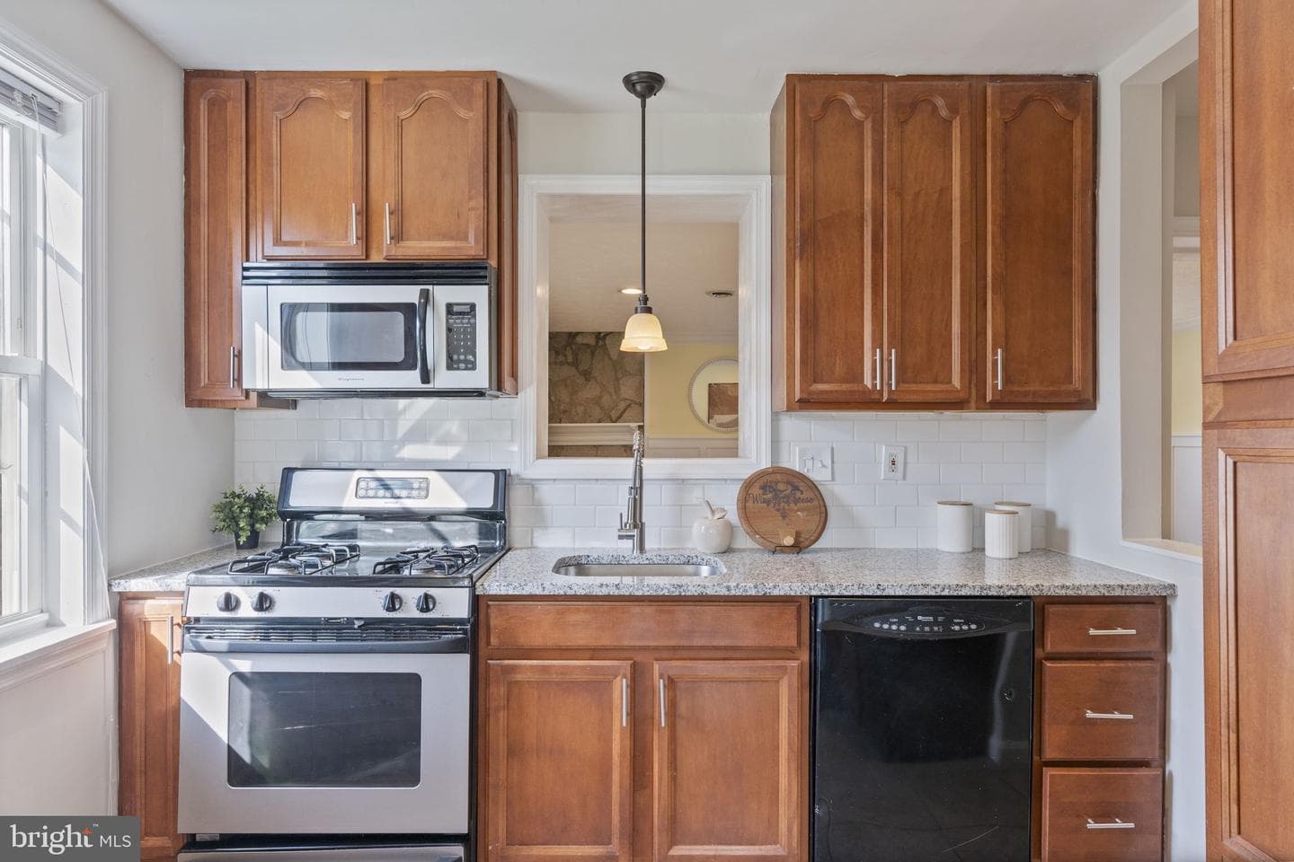 700 Greenwood Road photo 11