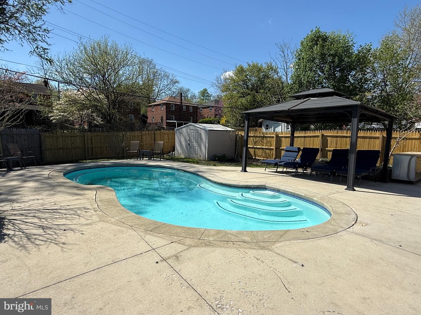 700 Greenwood Road photo 54