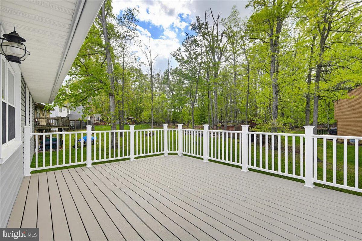 6807 Upper Mills Circle photo 36