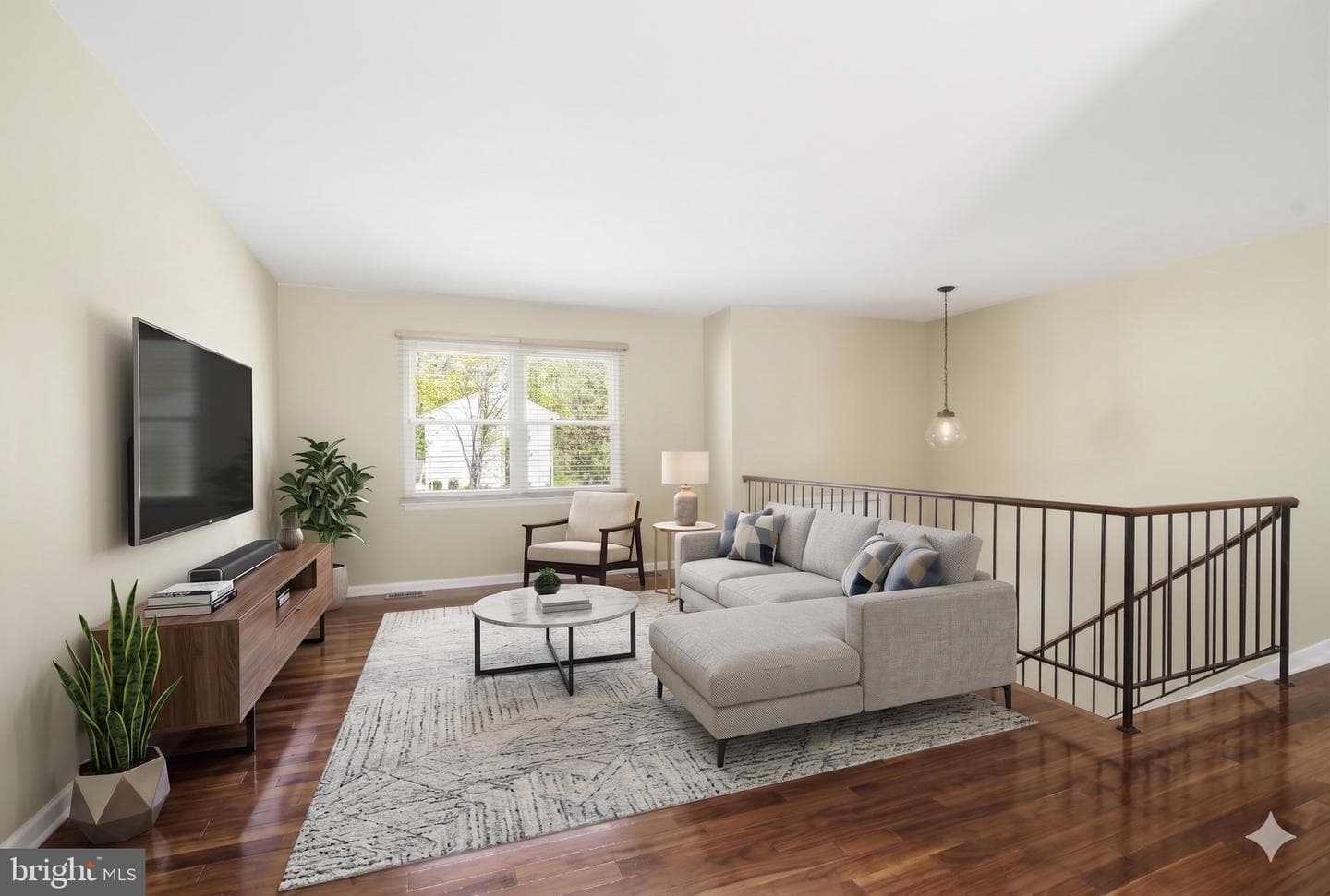 6807 Upper Mills Circle photo 7