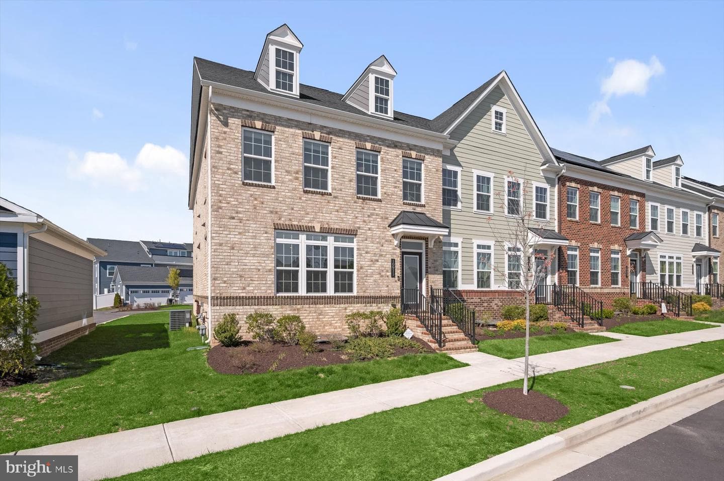 10911 Beckenham Street photo 61