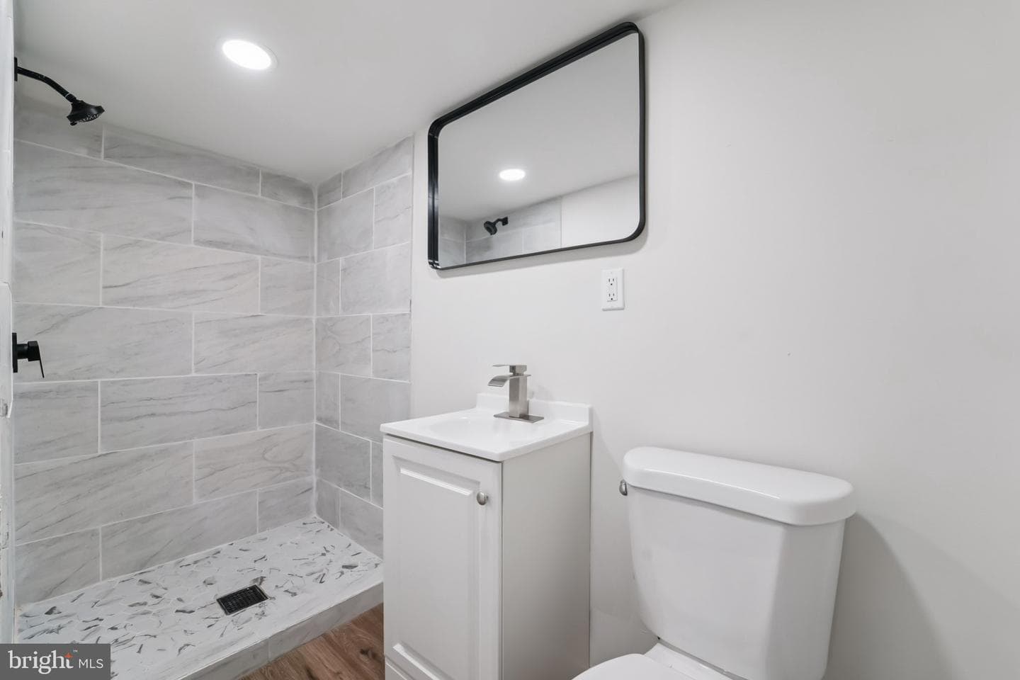 27 Pelczar Avenue photo 29