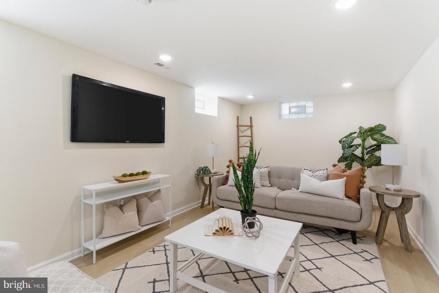 419 Sherwood Road photo 30