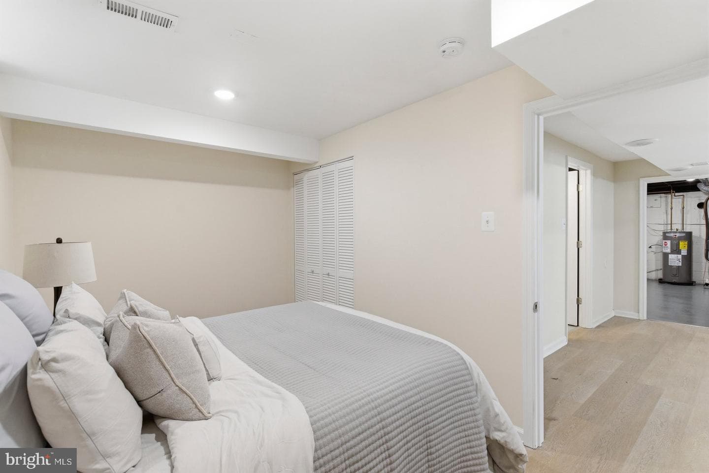 419 Sherwood Road photo 34