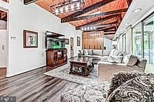 3604 Barberry Court photo 8