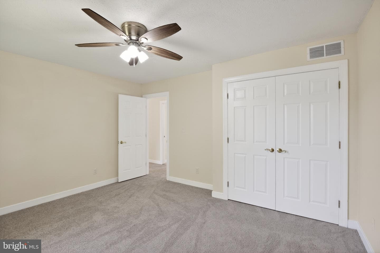 3 Falls Glen Court photo 17
