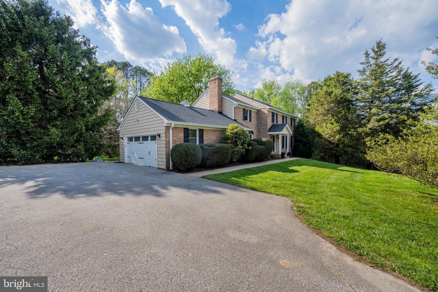 12914 Falls Road photo 62