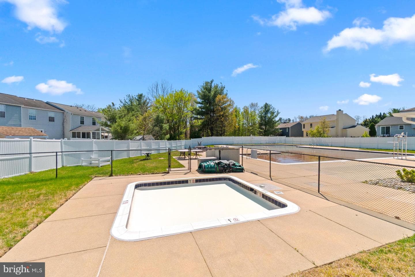 2125 Cedar Barn Way photo 39