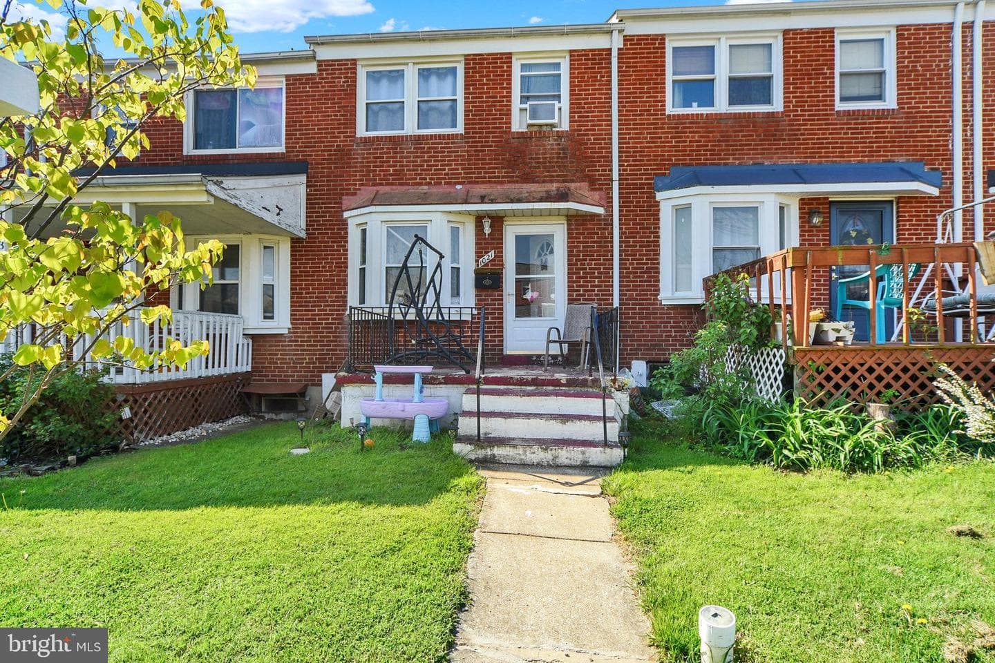 1021 N Marlyn Avenue photo 2