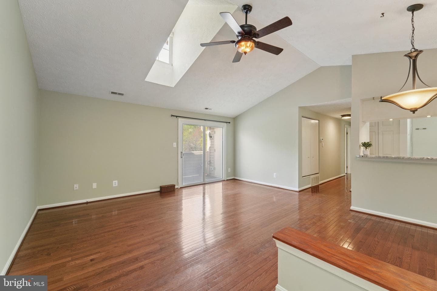 216 Long Cove Lane #j photo 2