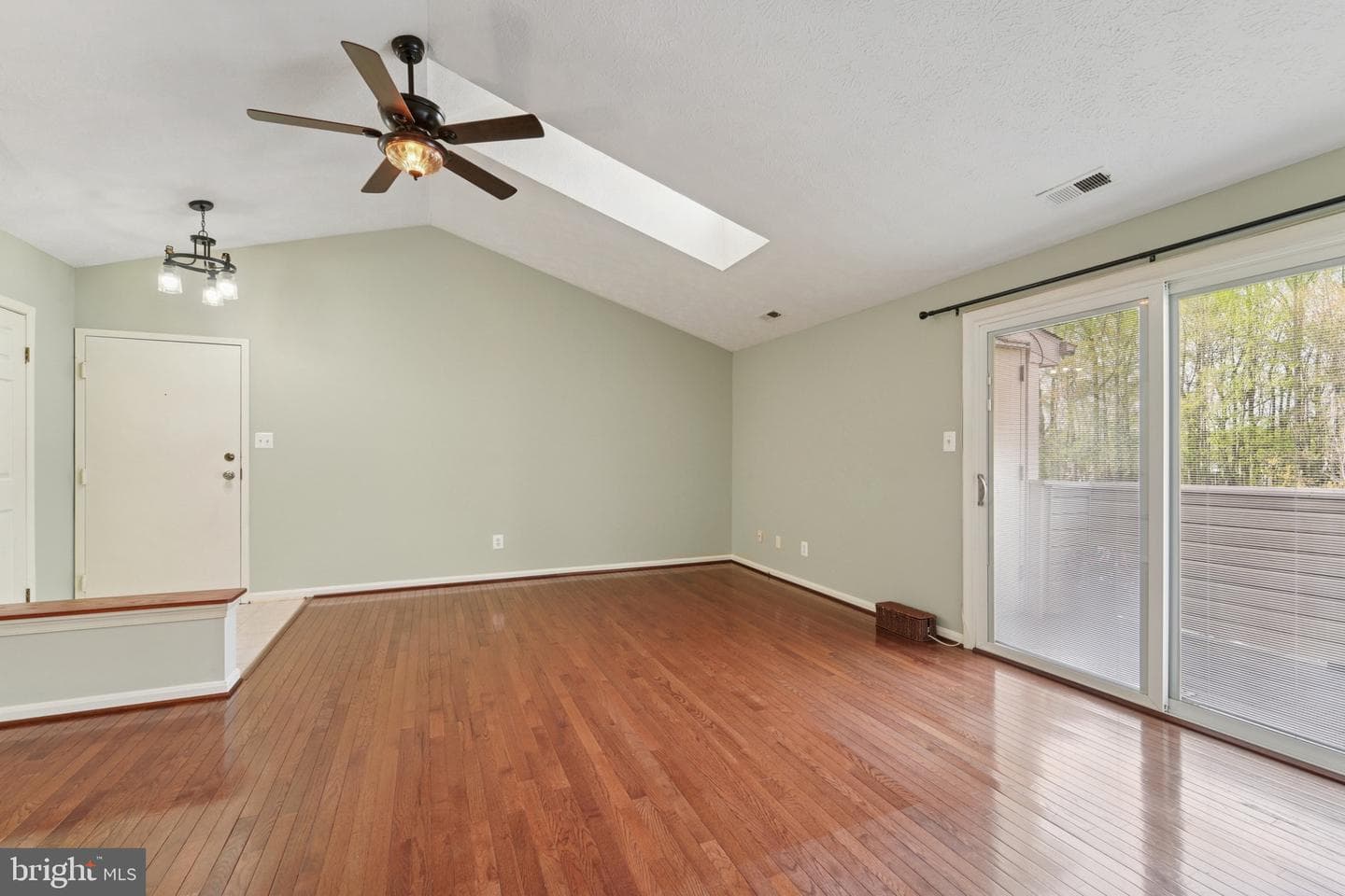 216 Long Cove Lane #j photo 3