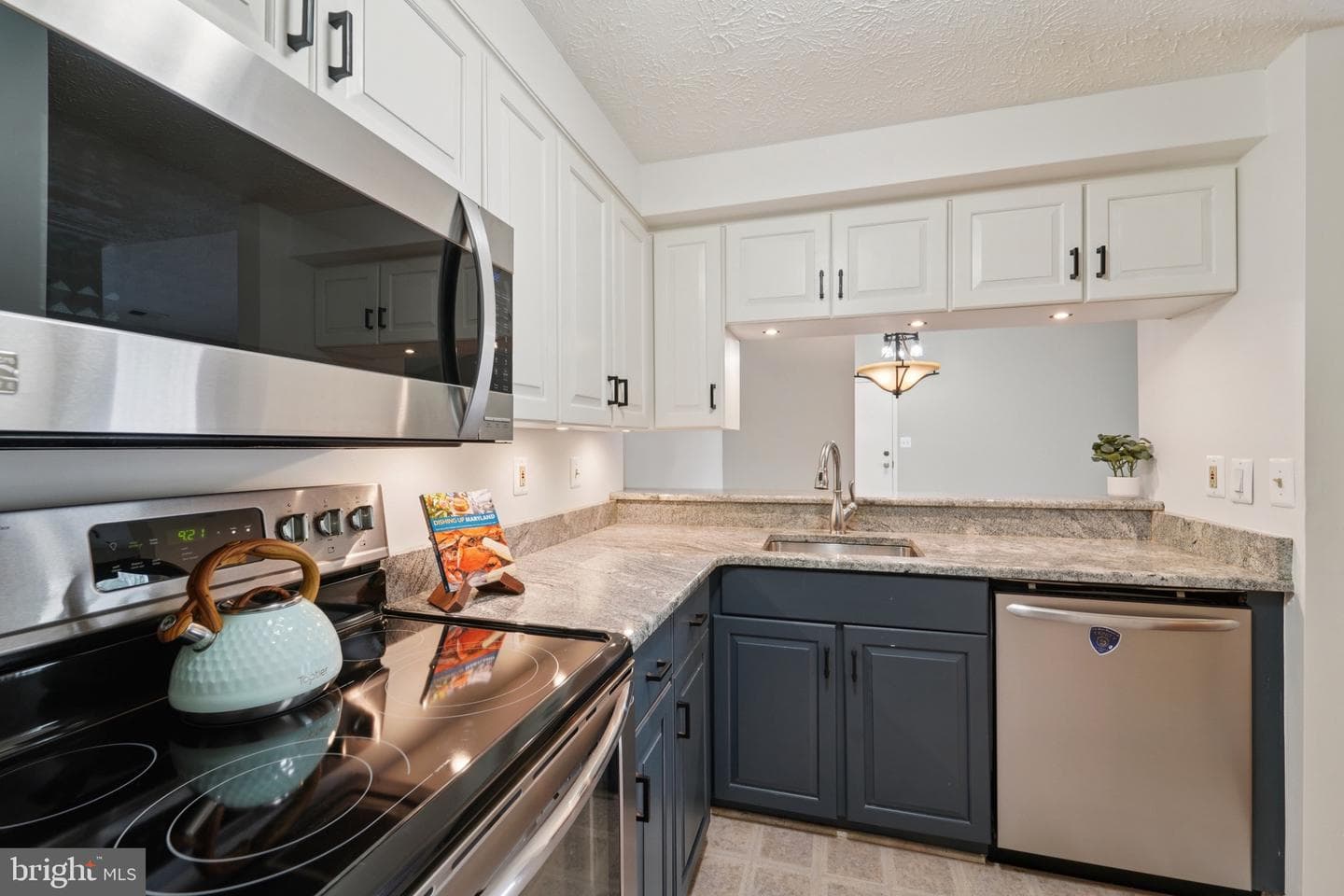 216 Long Cove Lane #j photo 8
