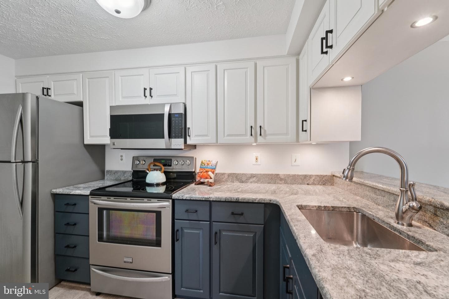 216 Long Cove Lane #j photo 9