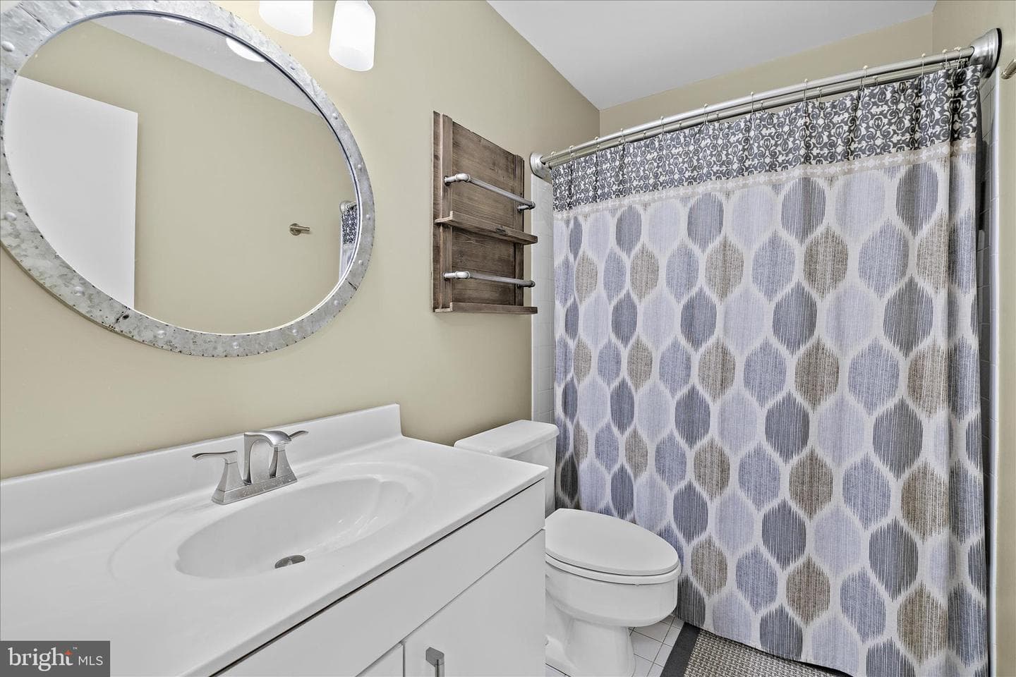 3904 Thoroughbred Lane photo 40