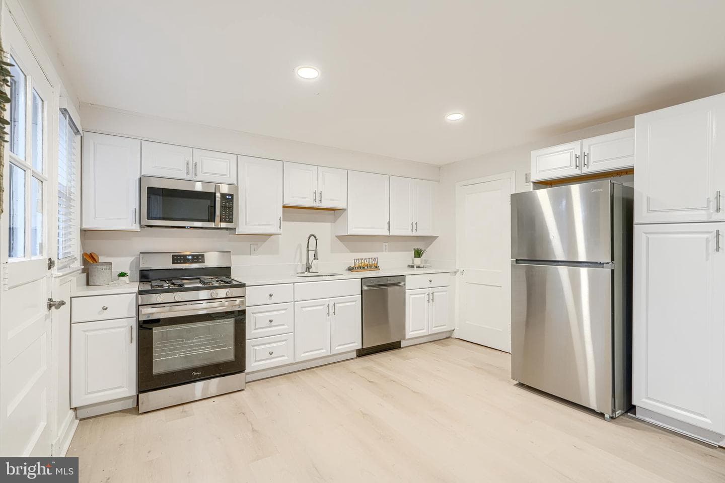 1418 N Forest Park Avenue photo 18