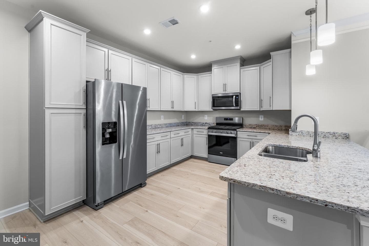 9303 Seney Ln #549 photo 7