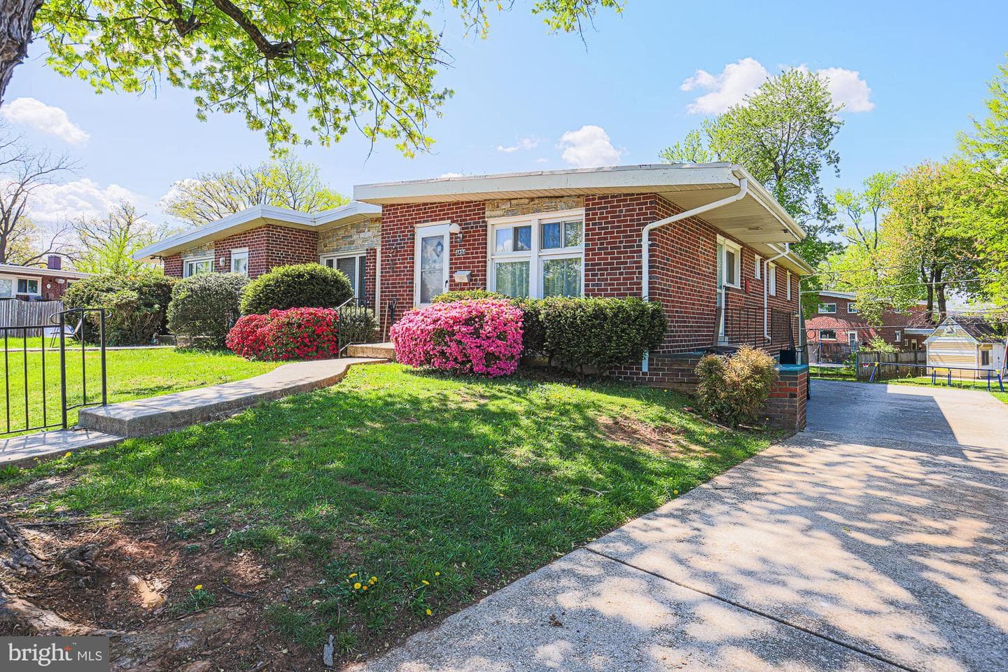 2451 Forest Green Road photo 3