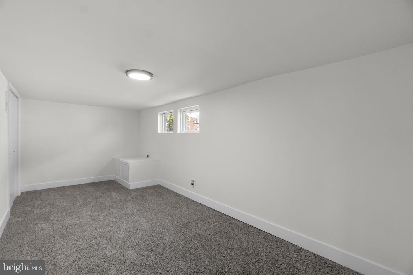1229 North Avenue photo 32