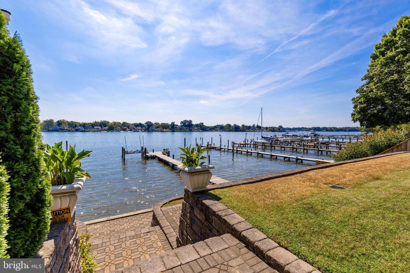 1501 Shore Road photo 4