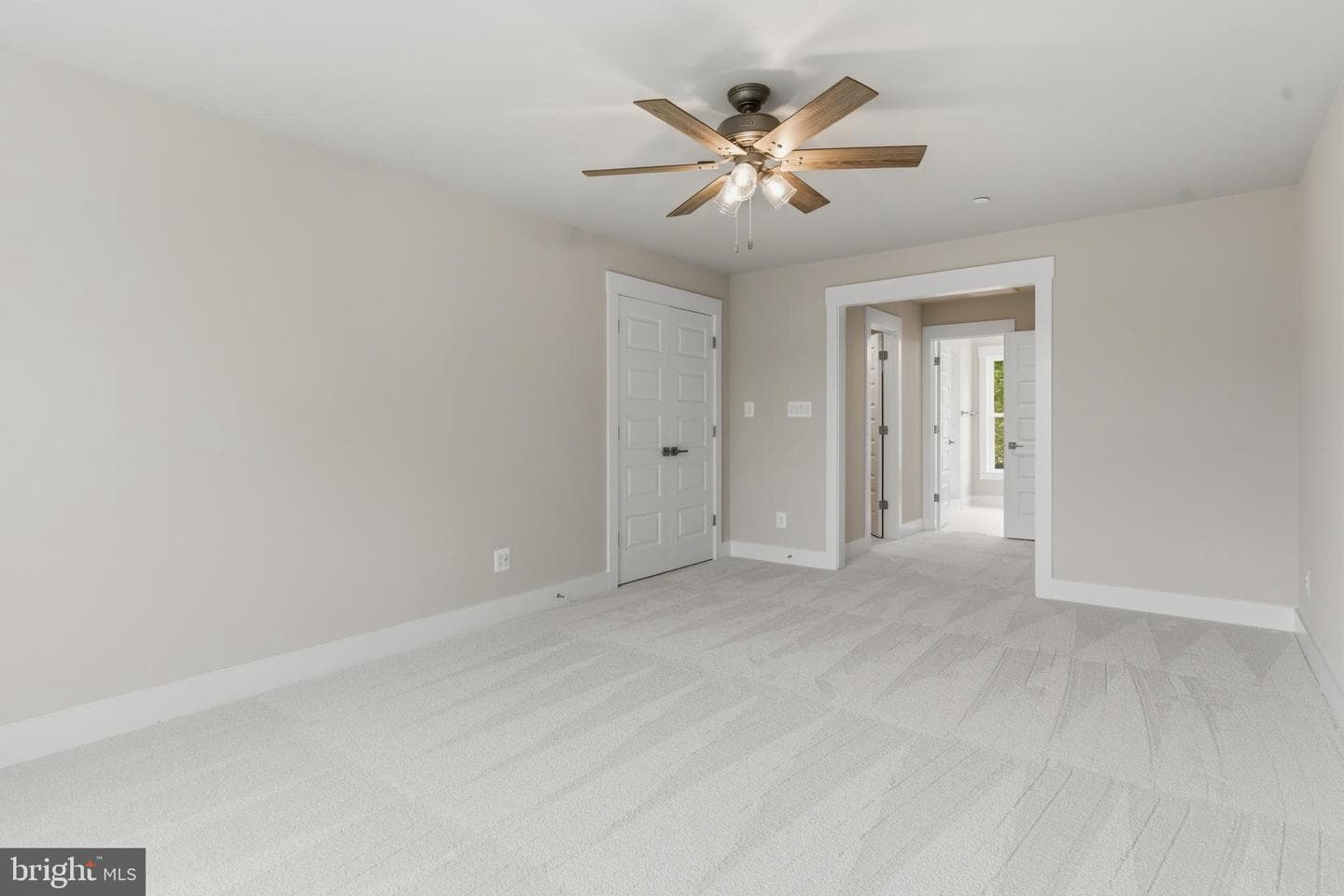 2028 William Avenue photo 45