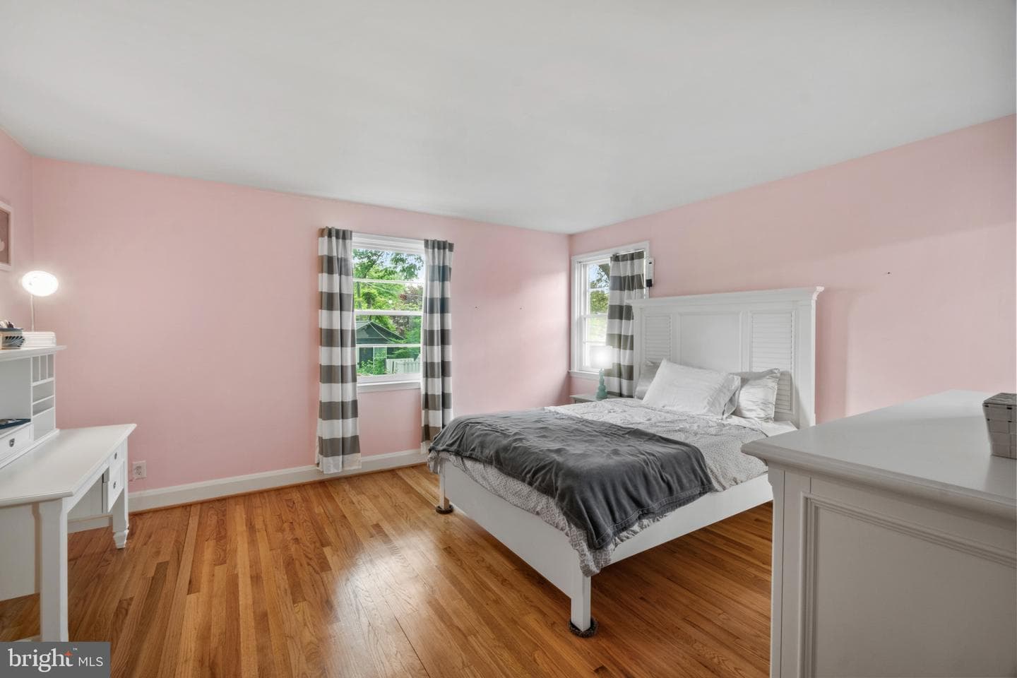 909 Weatherbee Road photo 30
