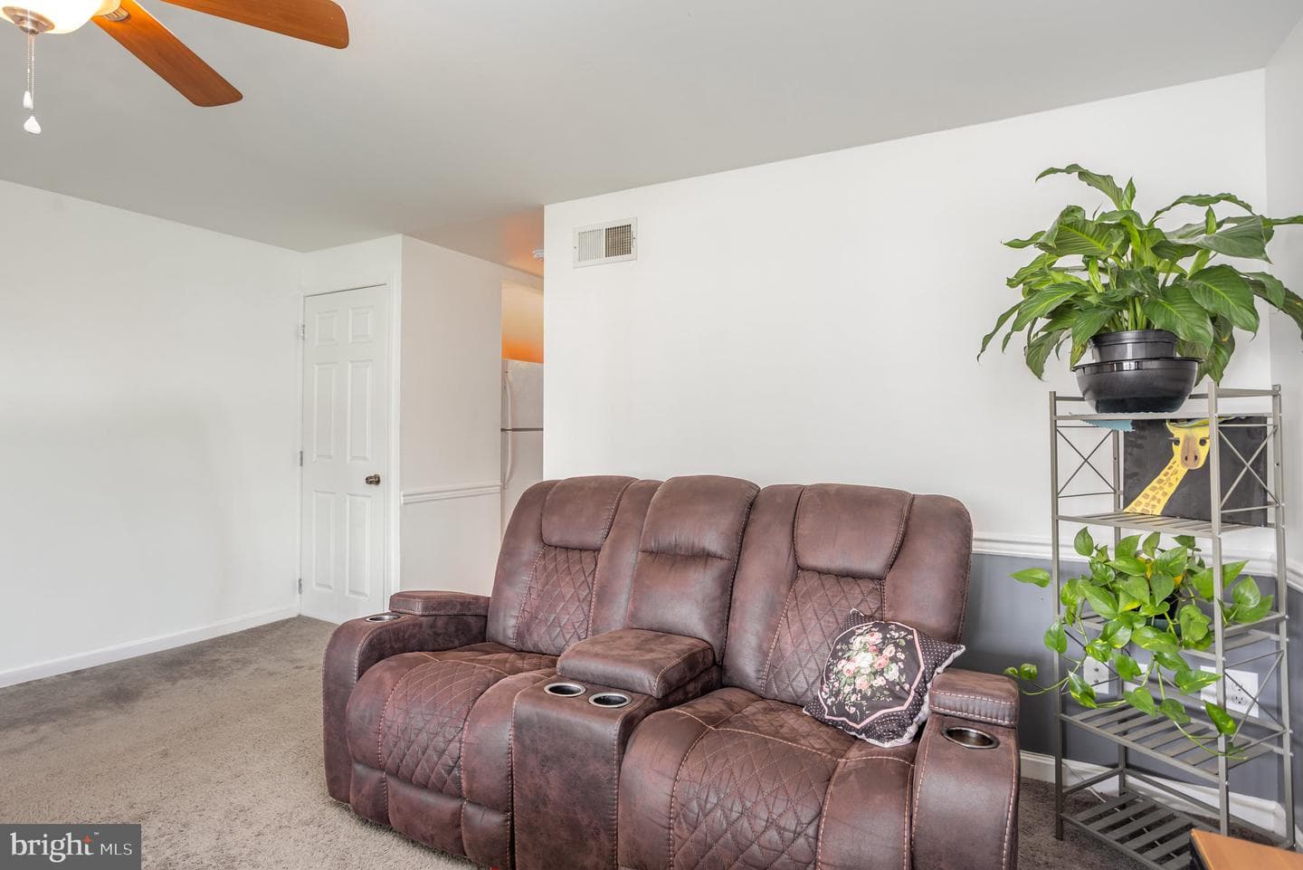 7849 Saint Claire Lane photo 6