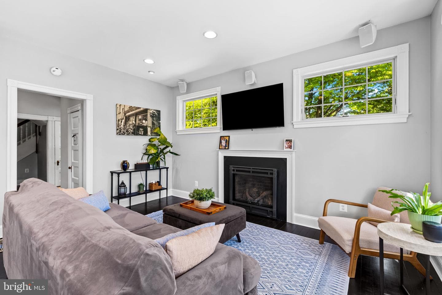 18 Beaumont Avenue photo 40